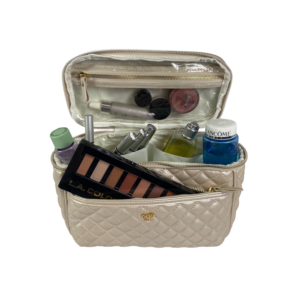 Classic Train Case Pearl Quilted PurseN