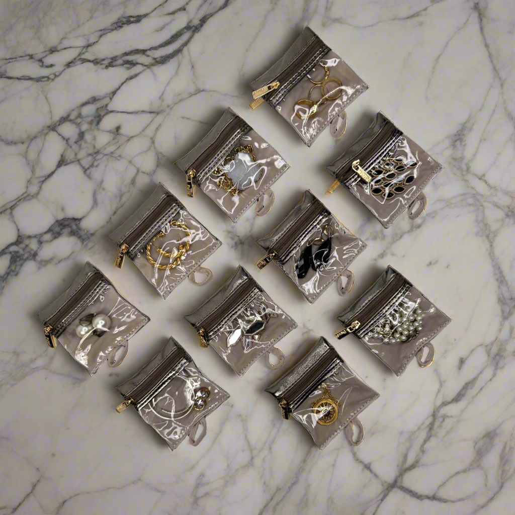 Oprah's Favorite Things 2021 - Dual Use Jewelry Case - Metallic