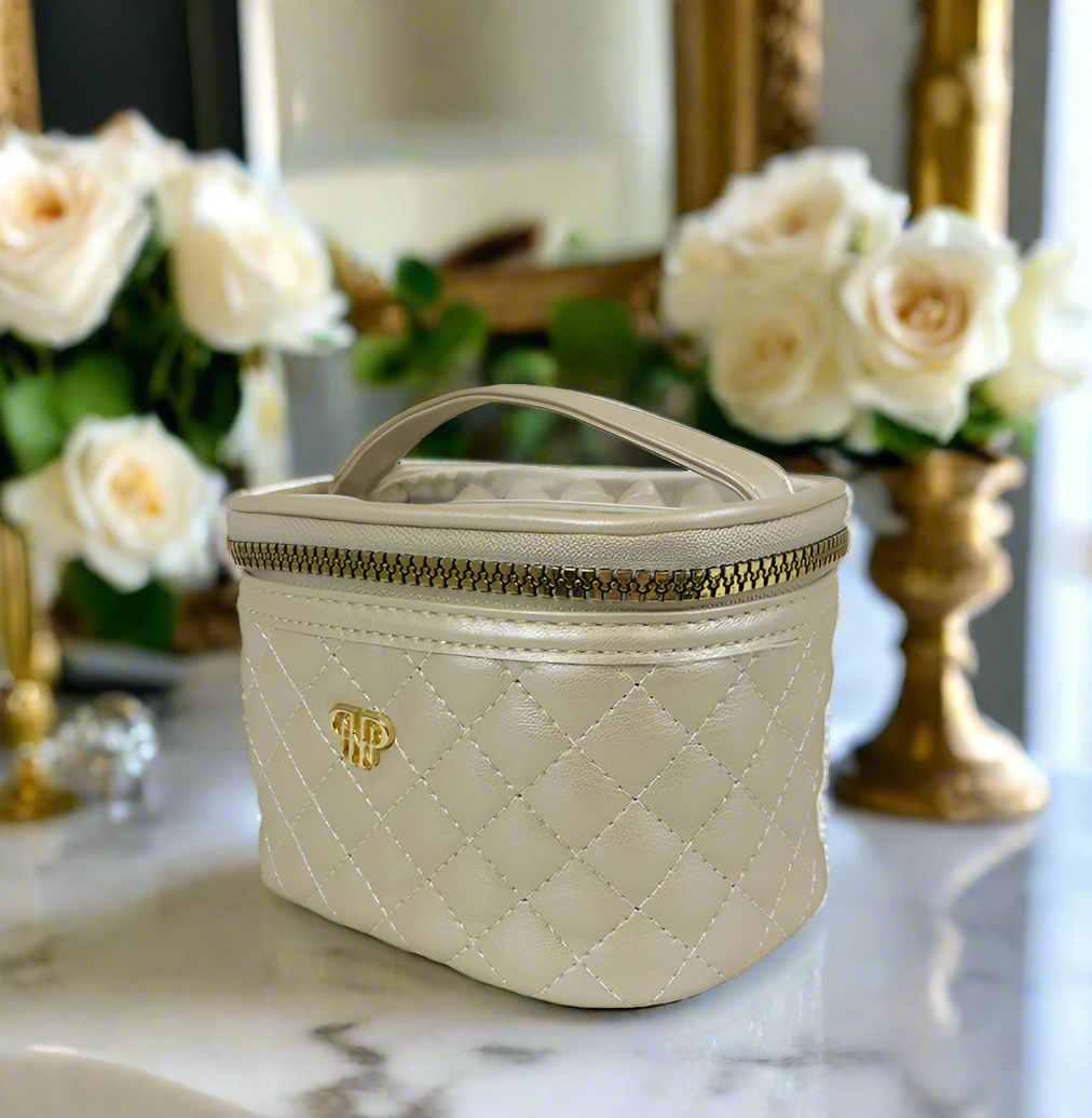 Pearl Quilted Travel Jewelry Case with 6 Removable Pouches – PurseN