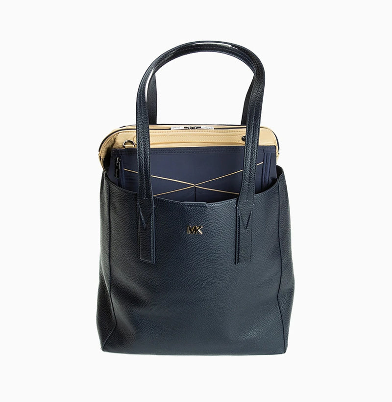 Hey Amadea  Enjoy the little things: Louis Vuitton Handbag Organizer